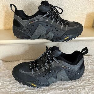 Merrell Men’s Intercept Gortex Hiking Shoes Size 9